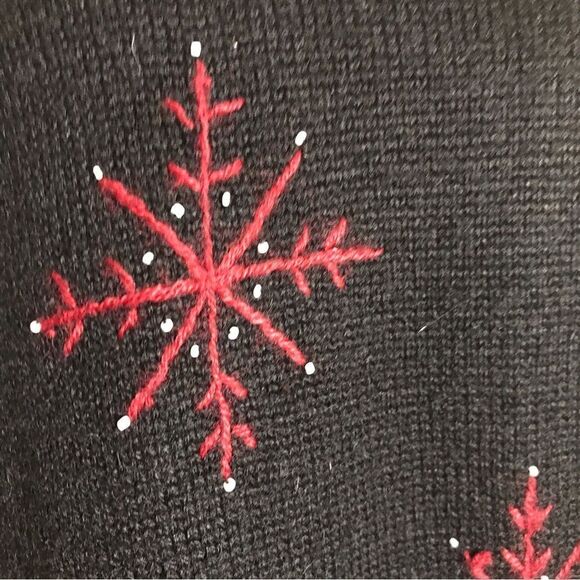 August Max Snowflakes Embroidered Sweater Top Woman Size 1X - Picture 4 of 9